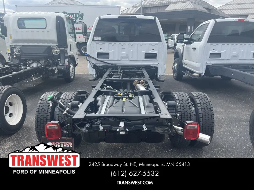 2025 Ford Super Duty F-550 | Photo 14 of 14