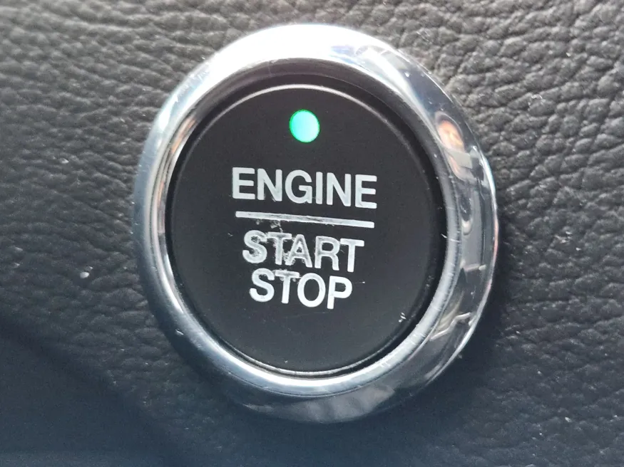 2021 Ford Edge ST | Photo 22 of 27