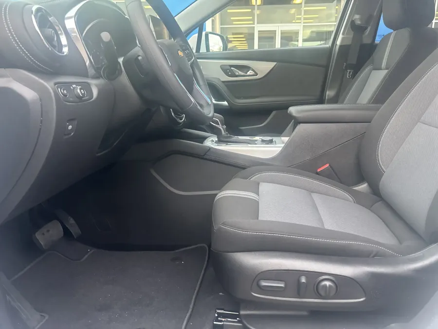 2026 Chevrolet Blazer LT | Photo 13 of 20