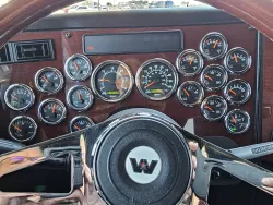 2021 Western Star 4900FA | Thumbnail Photo 16 of 28