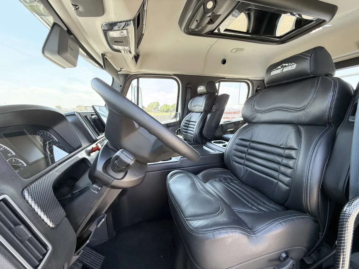 2025 Freightliner M2 106 Plus Summit Hauler | Photo 5 of 24