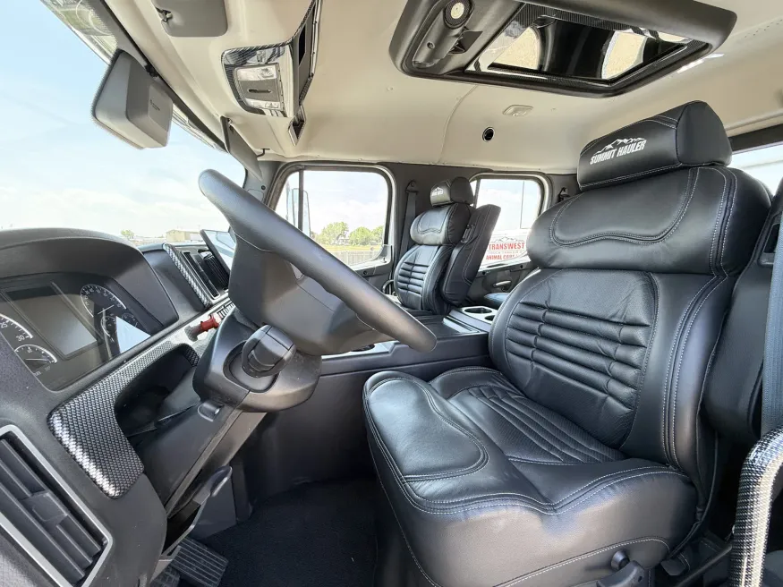 2025 Freightliner M2 106 Plus Summit Hauler | Photo 5 of 24