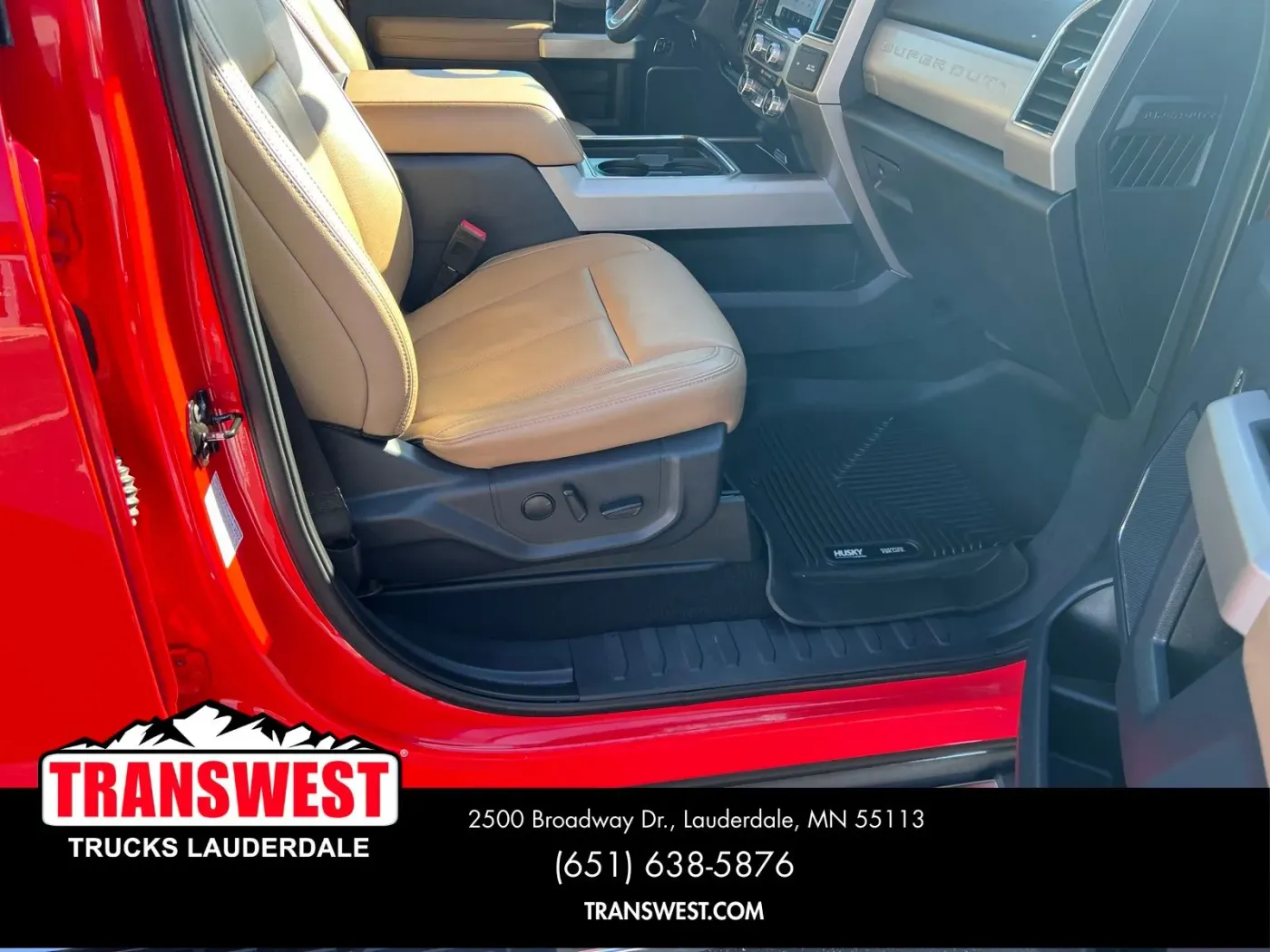 2022 Ford Super Duty F-350 Lariat | Photo 2 of 17