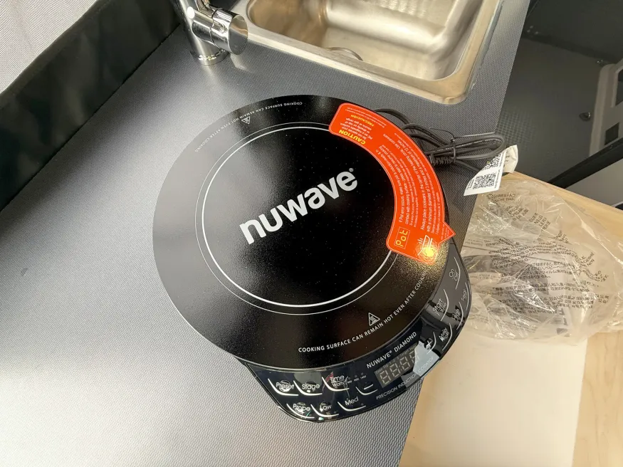 2026 Winnebago Revel Sport 44C | Photo 7 of 13