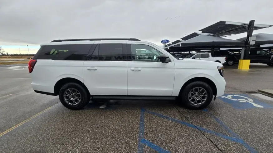 2026 Ford Expedition Max | Photo 6 of 47