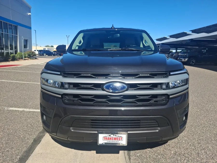 2024 Ford Expedition Max XLT | Photo 7 of 23