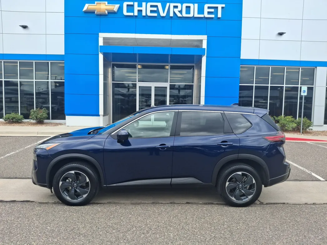 2024 Nissan Rogue SV 