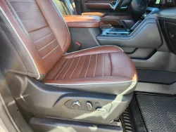 2024 GMC Sierra 3500HD Denali Ultimate | Thumbnail Photo 17 of 31