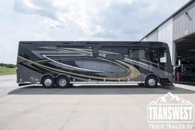 2023 Newmar London Aire 4579 | Thumbnail Photo 3 of 26