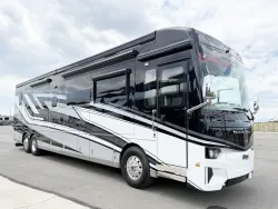 2026 Newmar Dutch Star 4369 | Thumbnail Photo 1 of 34