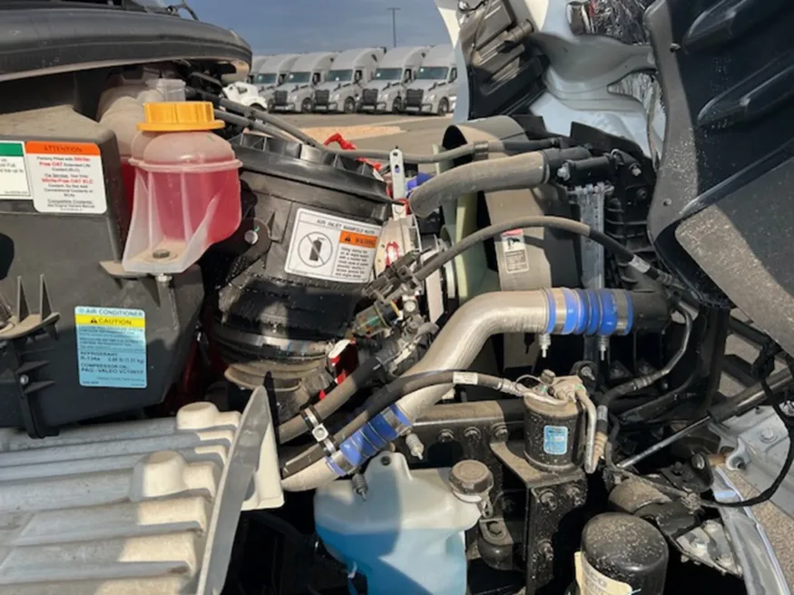 2025 Freightliner M2 106 | Photo 9 of 21