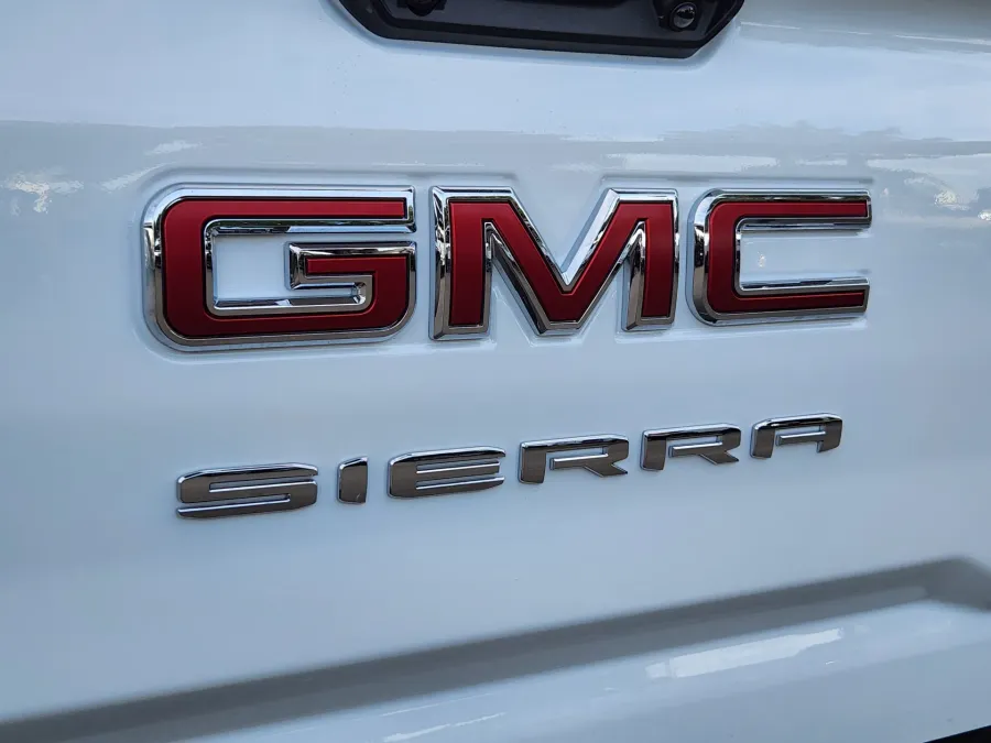 2026 GMC Sierra 2500HD Pro | Photo 14 of 28