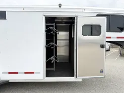 2025 Logan Coach Crossfire 3HGN | Thumbnail Photo 4 of 14