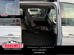 2024 Chrysler Pacifica Touring L | Thumbnail Photo 19 of 24