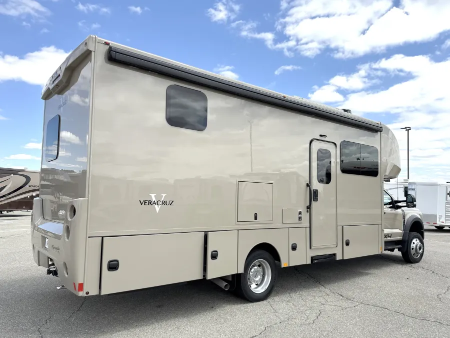 2026 Renegade Veracruz 32VDS | Photo 17 of 26