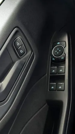 2026 Ford Escape | Thumbnail Photo 12 of 25