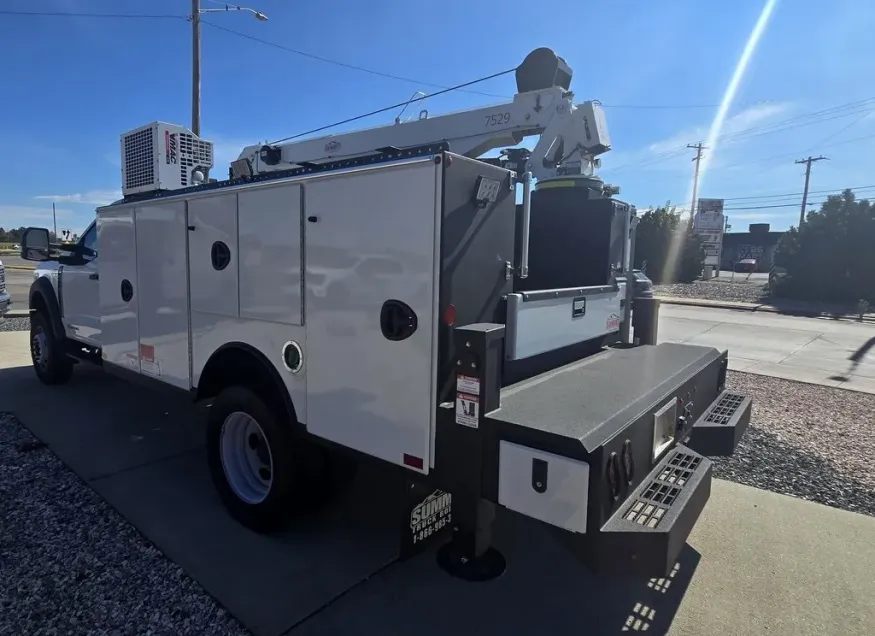 2025 Ford Super Duty F-600 | Photo 5 of 26