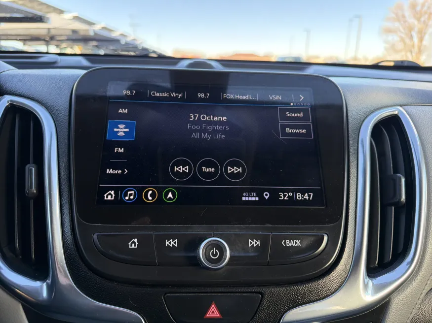 2020 Chevrolet Equinox Premier | Photo 18 of 22