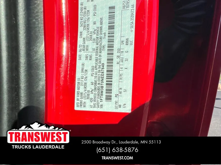 2022 Ford Super Duty F-350 Lariat | Photo 13 of 17