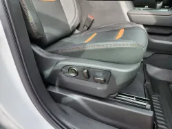 2026 GMC Sierra 1500 AT4 | Thumbnail Photo 18 of 31