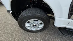 2026 Ford Super Duty F-350 | Thumbnail Photo 9 of 25