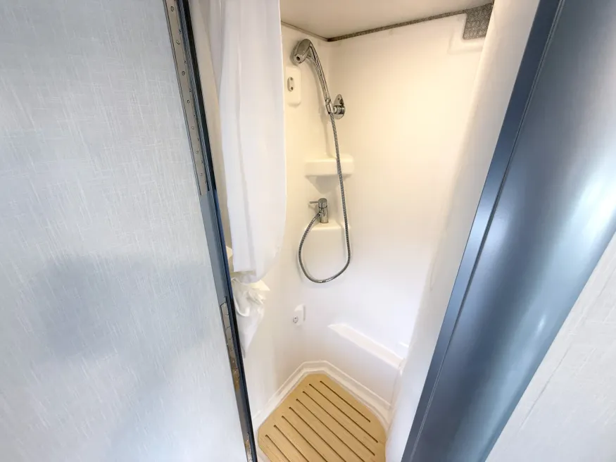 2026 Winnebago EKKO 23B | Photo 13 of 24