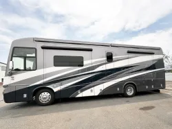 2026 Newmar Ventana 3512 | Thumbnail Photo 2 of 28