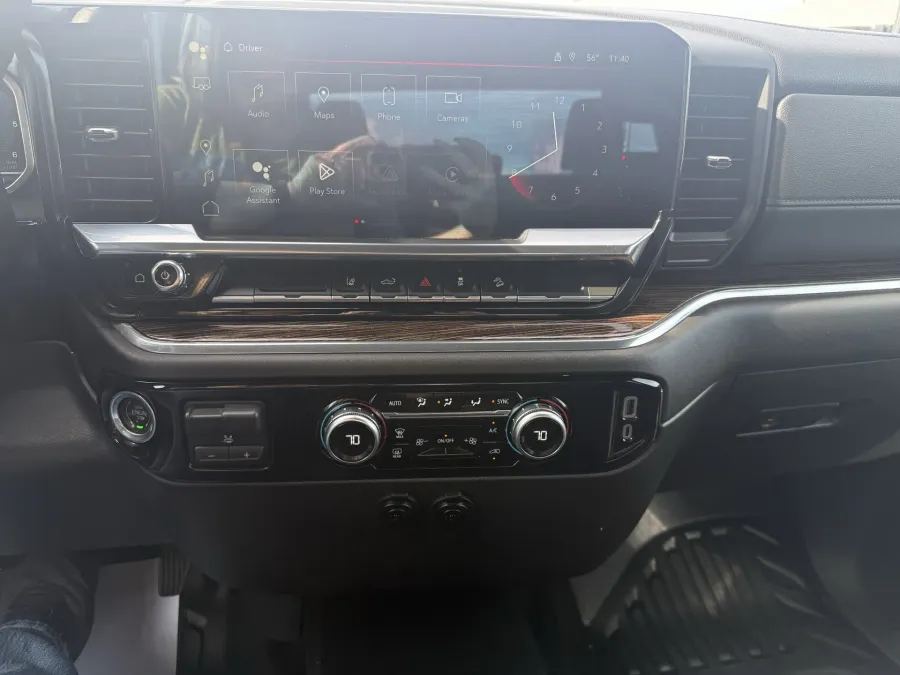 2024 GMC Sierra 3500HD SLE | Photo 14 of 19