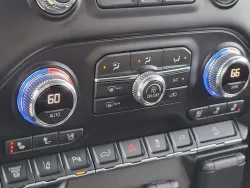 2020 GMC Sierra 2500HD Denali | Thumbnail Photo 16 of 25