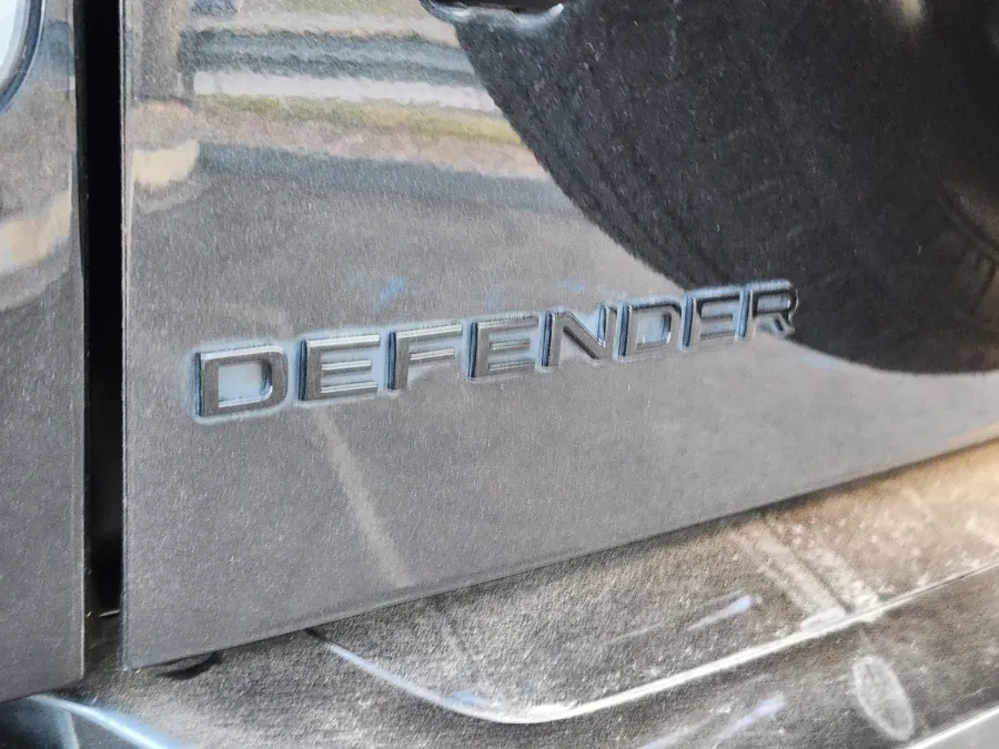 2020 Land Rover Defender X | Photo 13 of 28