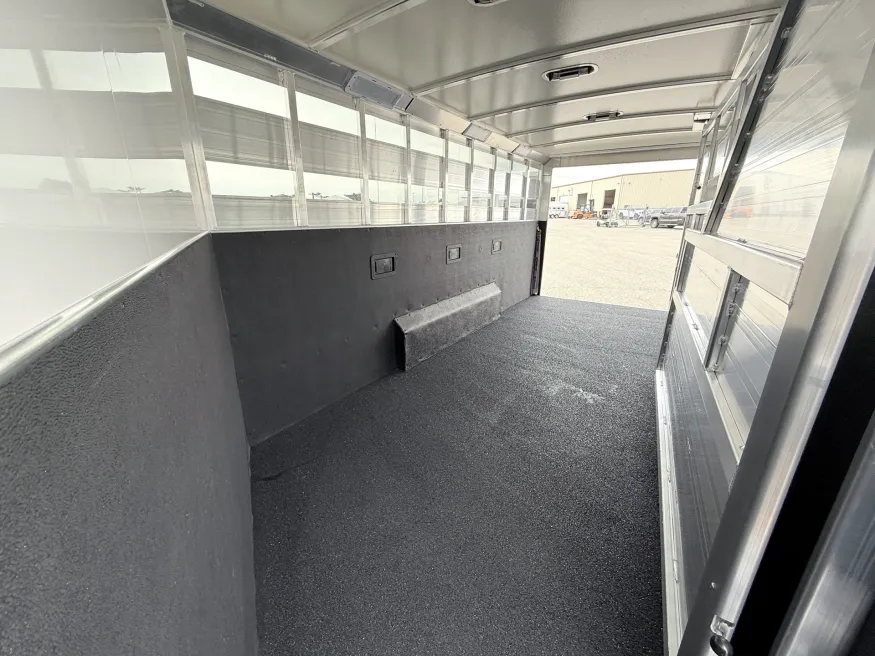 2026 Cimarron Lonestar | Photo 14 of 18