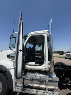 2027 Western Star 49X | Thumbnail Photo 7 of 13