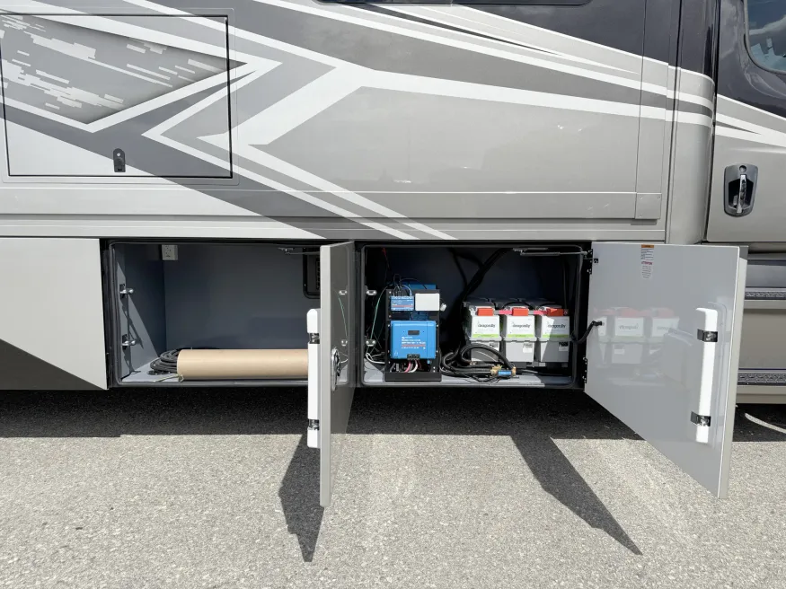 2026 Renegade Explorer 40EBH | Photo 27 of 31