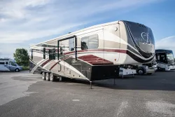 2019 DRV Mobile Suites 44 Nashville | Thumbnail Photo 3 of 26