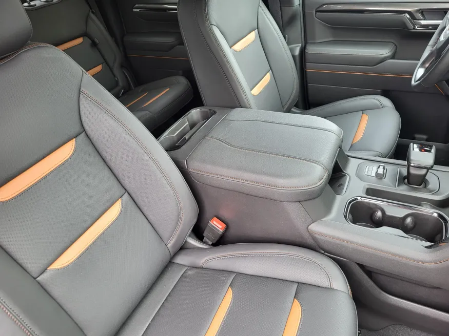 2026 GMC Sierra 1500 AT4 | Photo 11 of 26