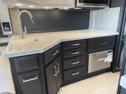 2026 Newmar New Aire 3543 | Thumbnail Photo 13 of 27