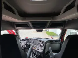 2025 Freightliner Cascadia | Thumbnail Photo 8 of 17