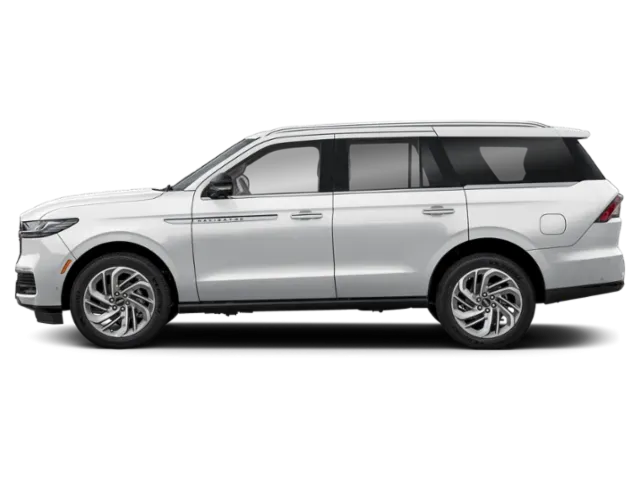 2026 Lincoln Navigator | Photo 2 of 13