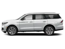 2026 Lincoln Navigator | Thumbnail Photo 2 of 13
