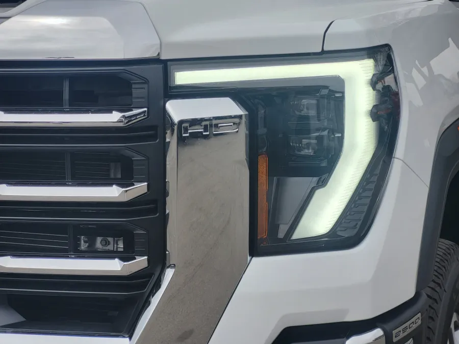 2026 GMC Sierra 2500HD SLE | Photo 7 of 24