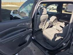 2024 Chevrolet Traverse AWD LT | Thumbnail Photo 11 of 29