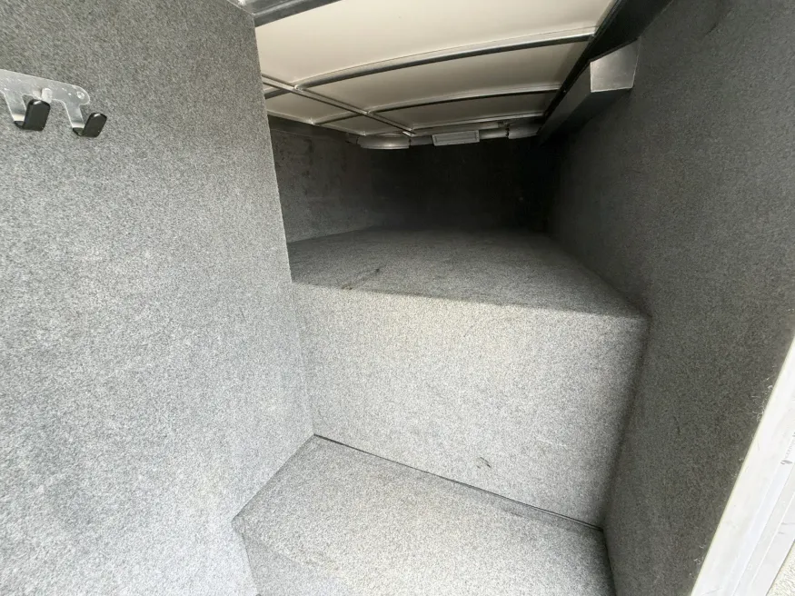 2016 Cimarron Norstar 10HGN | Photo 3 of 16