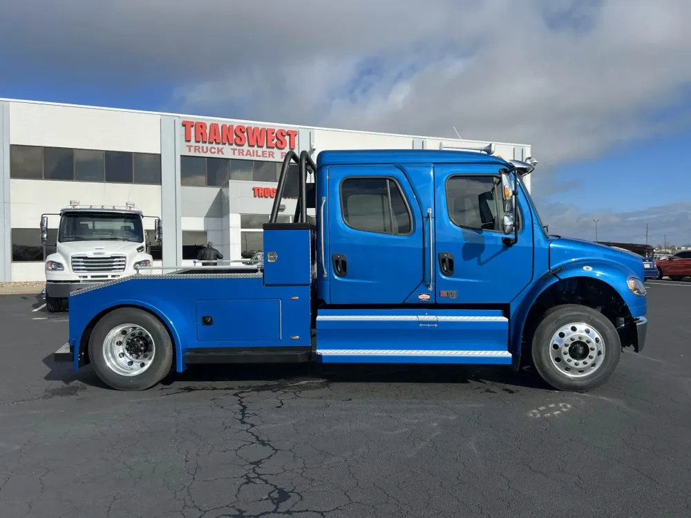 2024 Freightliner M2 106 Bolt
