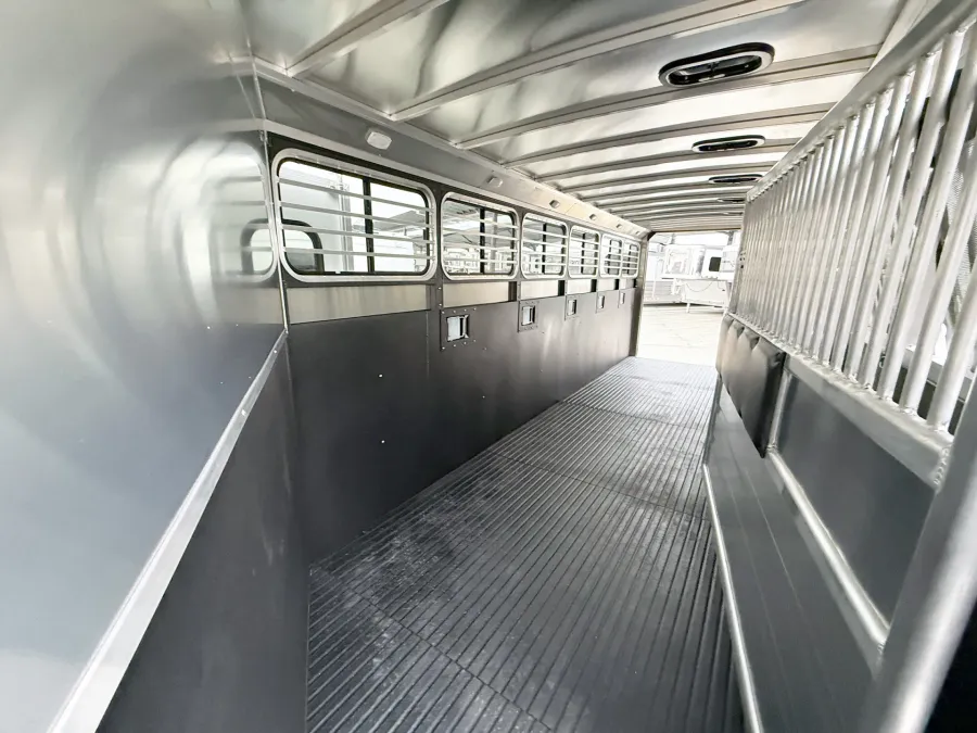 2026 Logan Coach Bullseye 6HGN | Photo 14 of 20