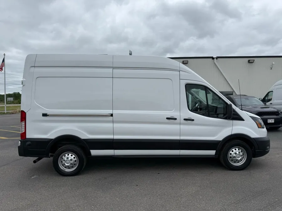2024 Ford Transit-250 Base | Photo 14 of 20