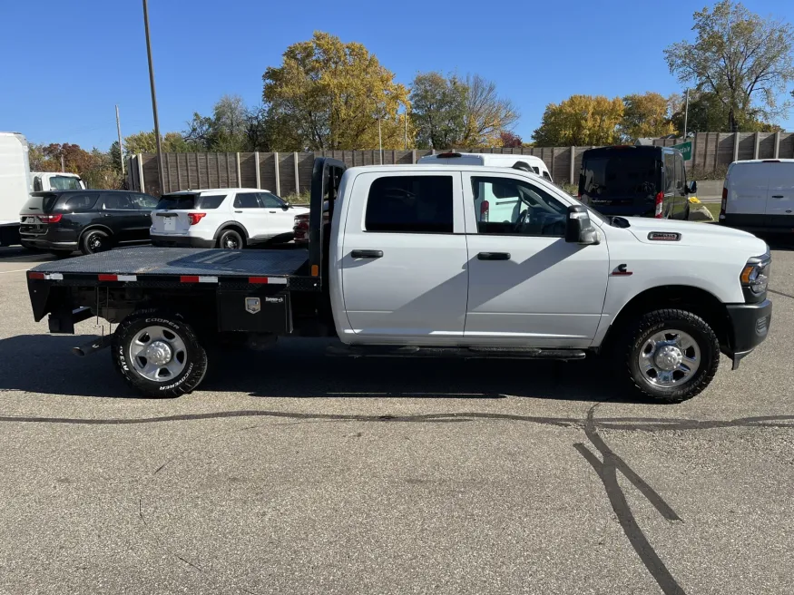 2023 RAM 2500 Tradesman | Photo 15 of 20
