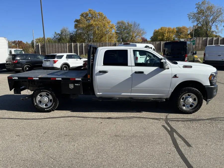 2023 RAM 2500 Tradesman | Photo 15 of 20