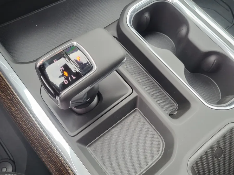 2026 GMC Sierra 1500 Elevation | Photo 18 of 24