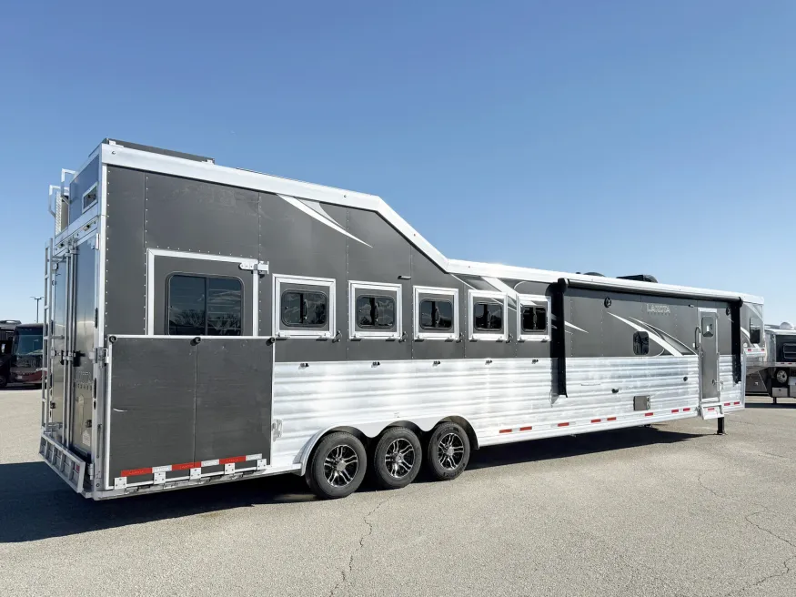 2022 Lakota Bighorn 6HLQ | Photo 15 of 26