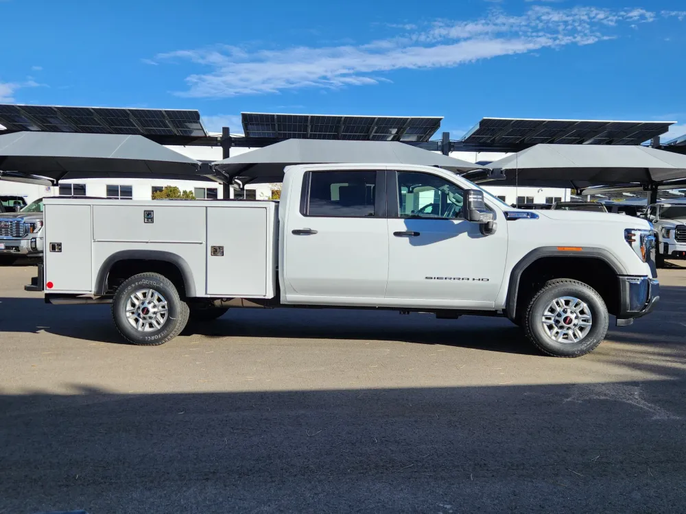 2025 GMC Sierra 2500HD Pro